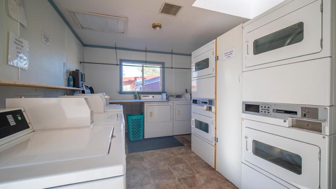 Funstays Glamping Setup Tent In Rv Park #1 Ok-T1 Moab Dış mekan fotoğraf